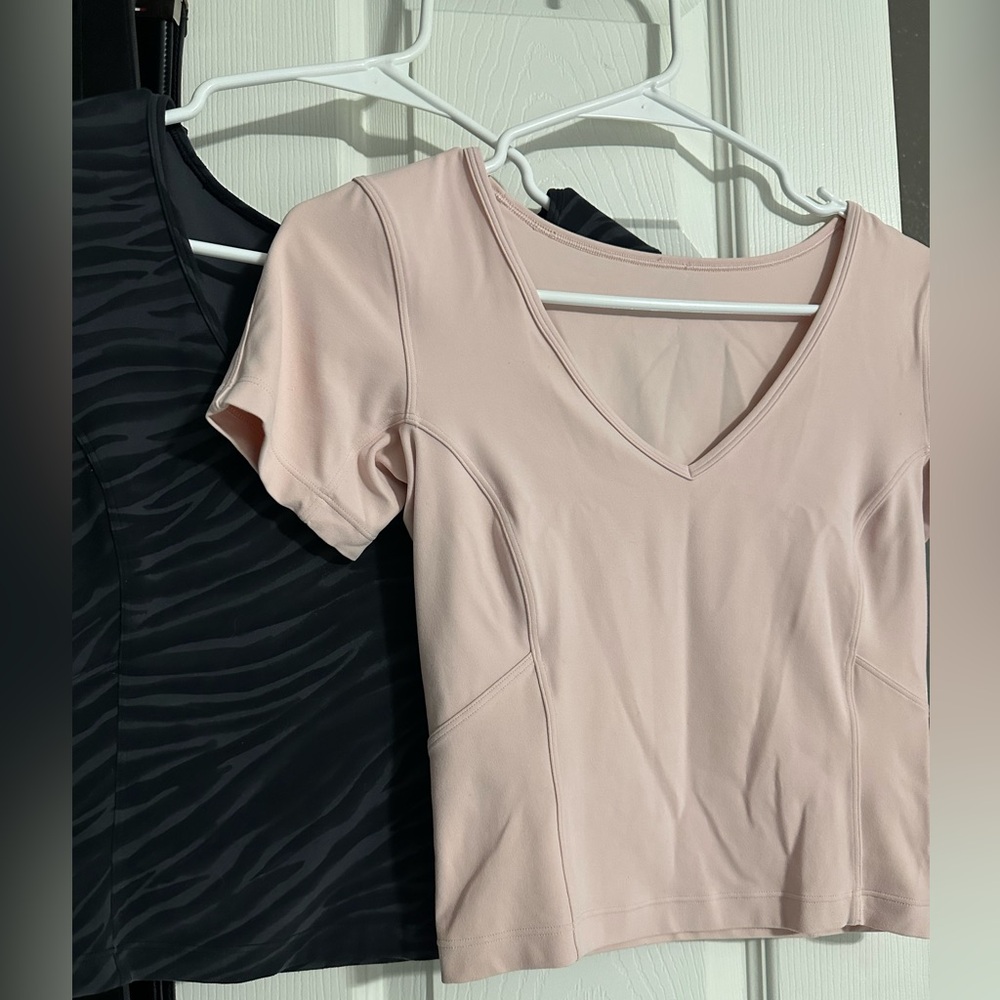 Lululemon Align T-Shirt Top Cropped Short Sleeve Bundle Black Zebra & Light Pink